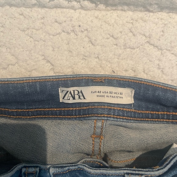 Zara’s men’s skinny fit jeans European 42 US 32 - Picture 3 of 3